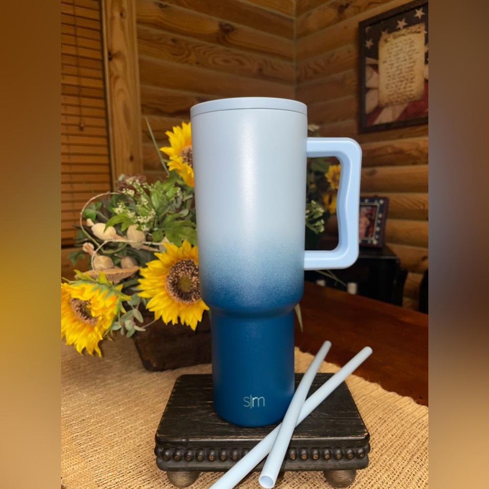 HTF SKY DIVE 40oz Simple Modern Tumbler DISCONTINUED